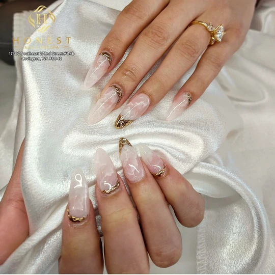 Honest Nails & Spa